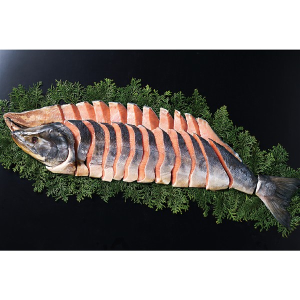 北海道産　銀毛新巻鮭姿切り身L