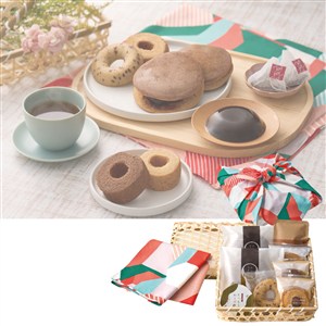 【母の日】風呂敷で包んだ竹籠スイーツ 結びごころ