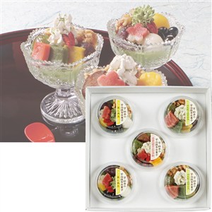 ＜京・料亭わらびの里＞京料亭の宇治抹茶水菓子